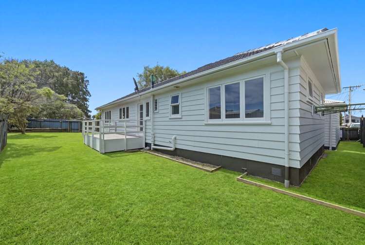 12 Malcolm Place Mangere East_11
