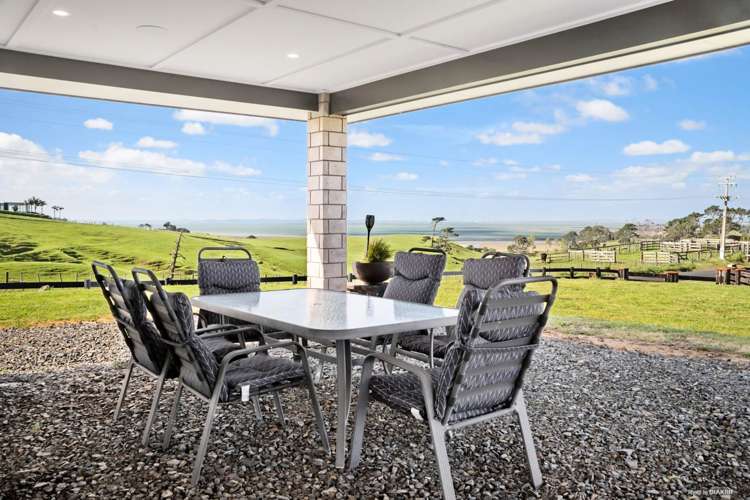 96 A Renall Road Pollok_13