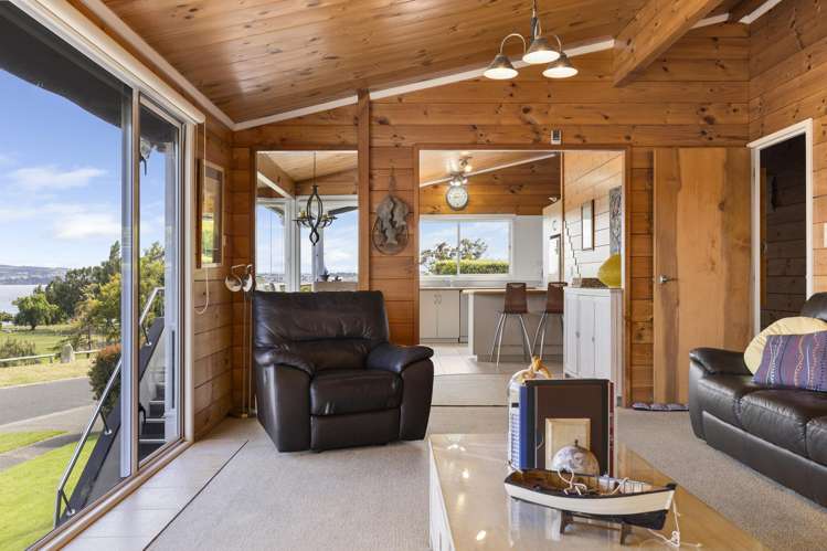 30 Pokaka Crescent Wharewaka_11