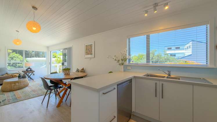 2a Swordfish Avenue Whiritoa_11