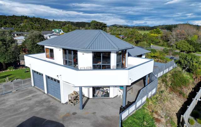 3B Rutherglen Road Paroa_1