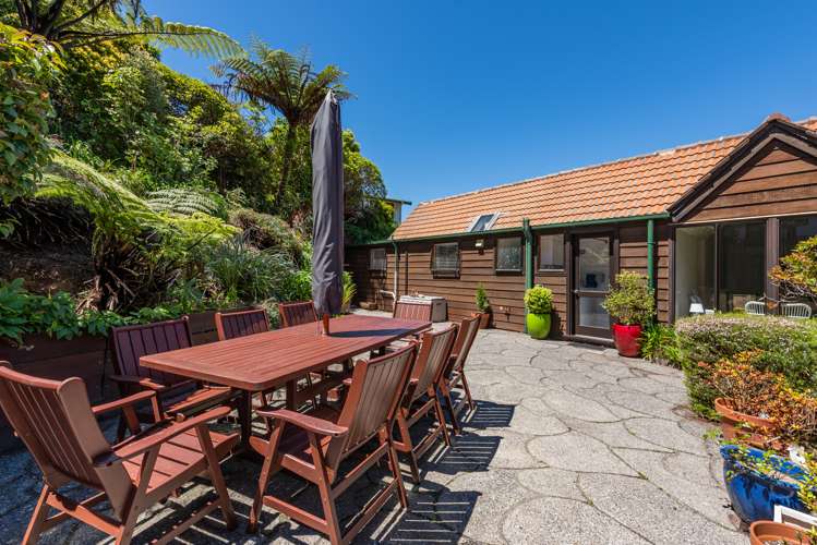 25 Thatcher Crescent Crofton Downs_2