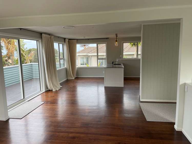 2 Tui Street Devonport_11