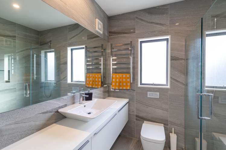 9 Tanu Place Parklands_24