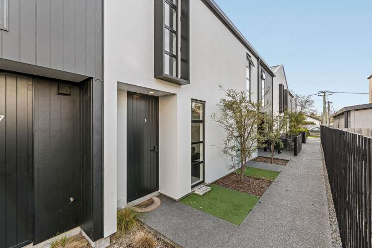 6/35 Gracefield Avenue_1