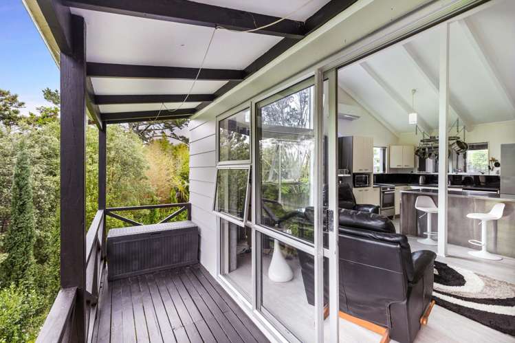 42 McEntee Road Waitakere_10