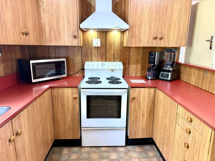 300 Moulson Street Tisbury_5