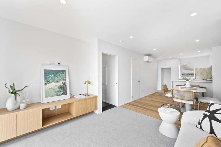 1-2/16 Bass Street Woolston_3