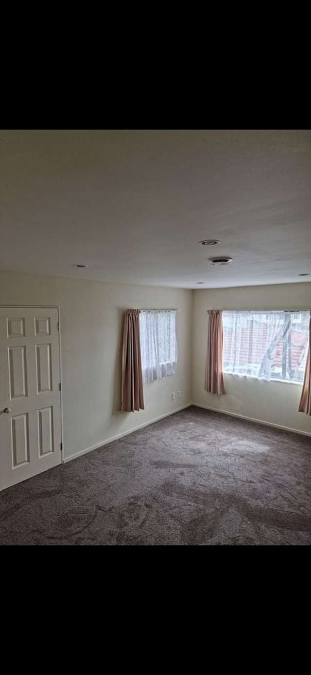 6 Ali Place Ranui_1