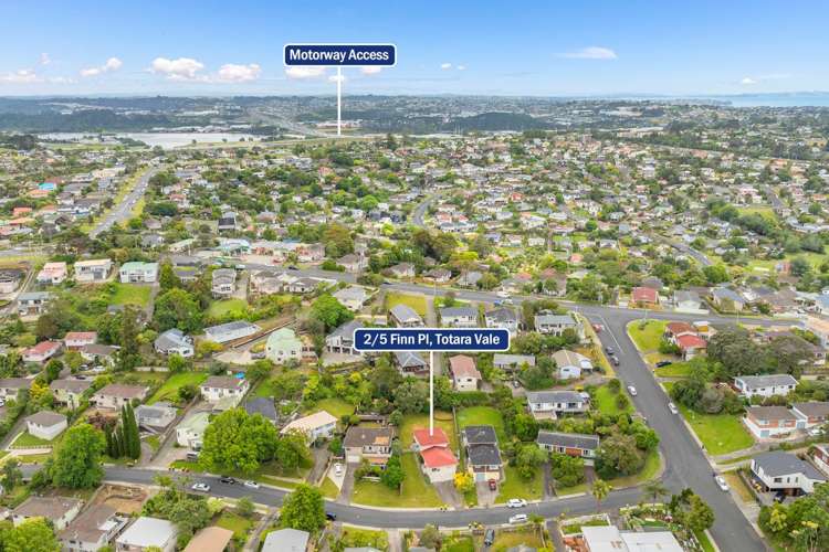 2/5 Finn Place Totara Vale_15