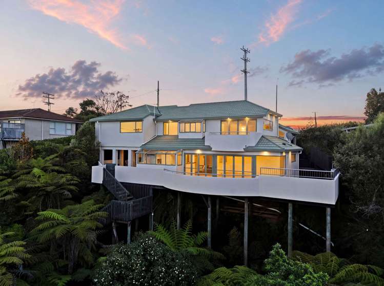 825 East Coast Road Browns Bay_26
