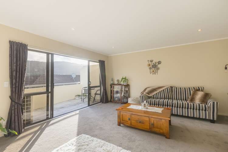 1/14 Duncan Street Tawa_4