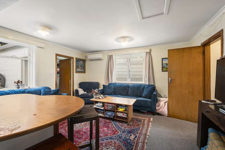 29 Hiropi Street Newtown_2