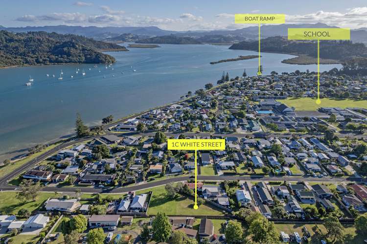 1C White Street Whitianga_0