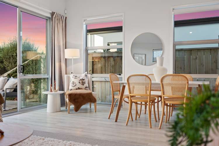 3 Foley Grove Pyes Pa_11