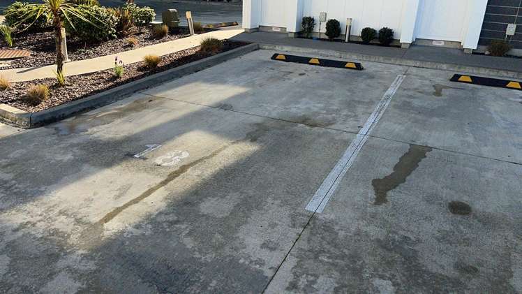 18/10 Burrows Place 1067_10