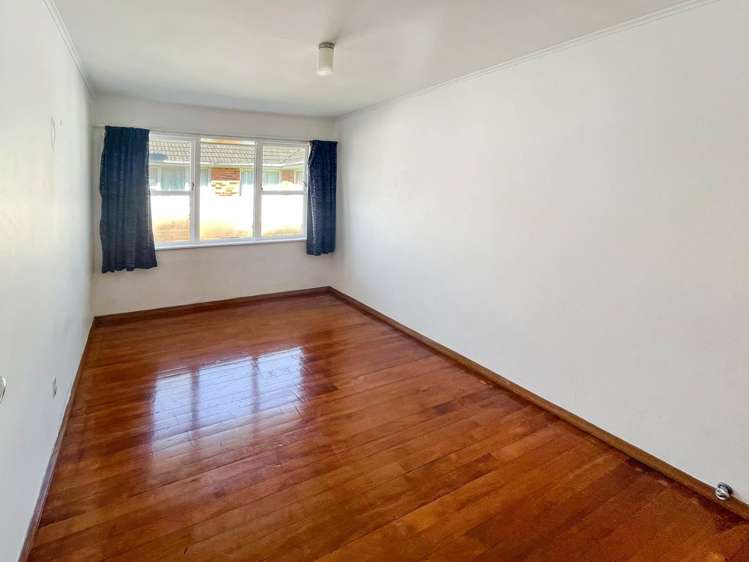 5/2 Bowling Avenue Epsom_3