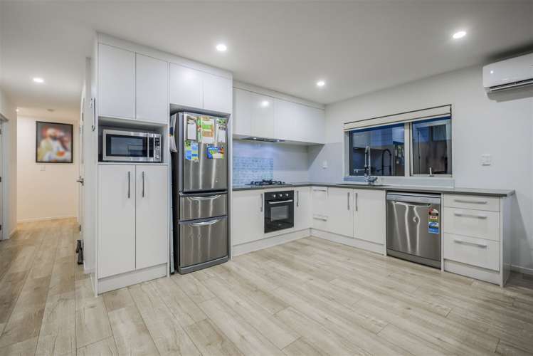 12 Hard Beech Street Takanini_3