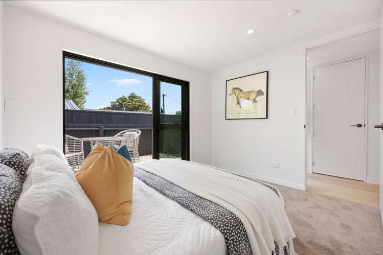 10-17/4 Springbank Lane Te Atatu Peninsula_30