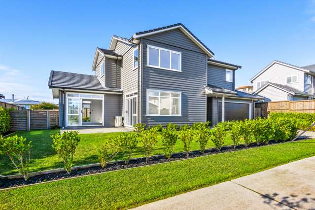 13 Couldrey Crescent Red Beach_2