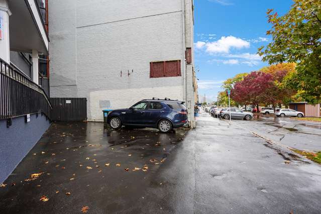 1 Queens Gardens Dunedin Central_3