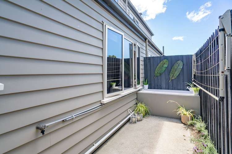 2a Defoe Place Waltham_12