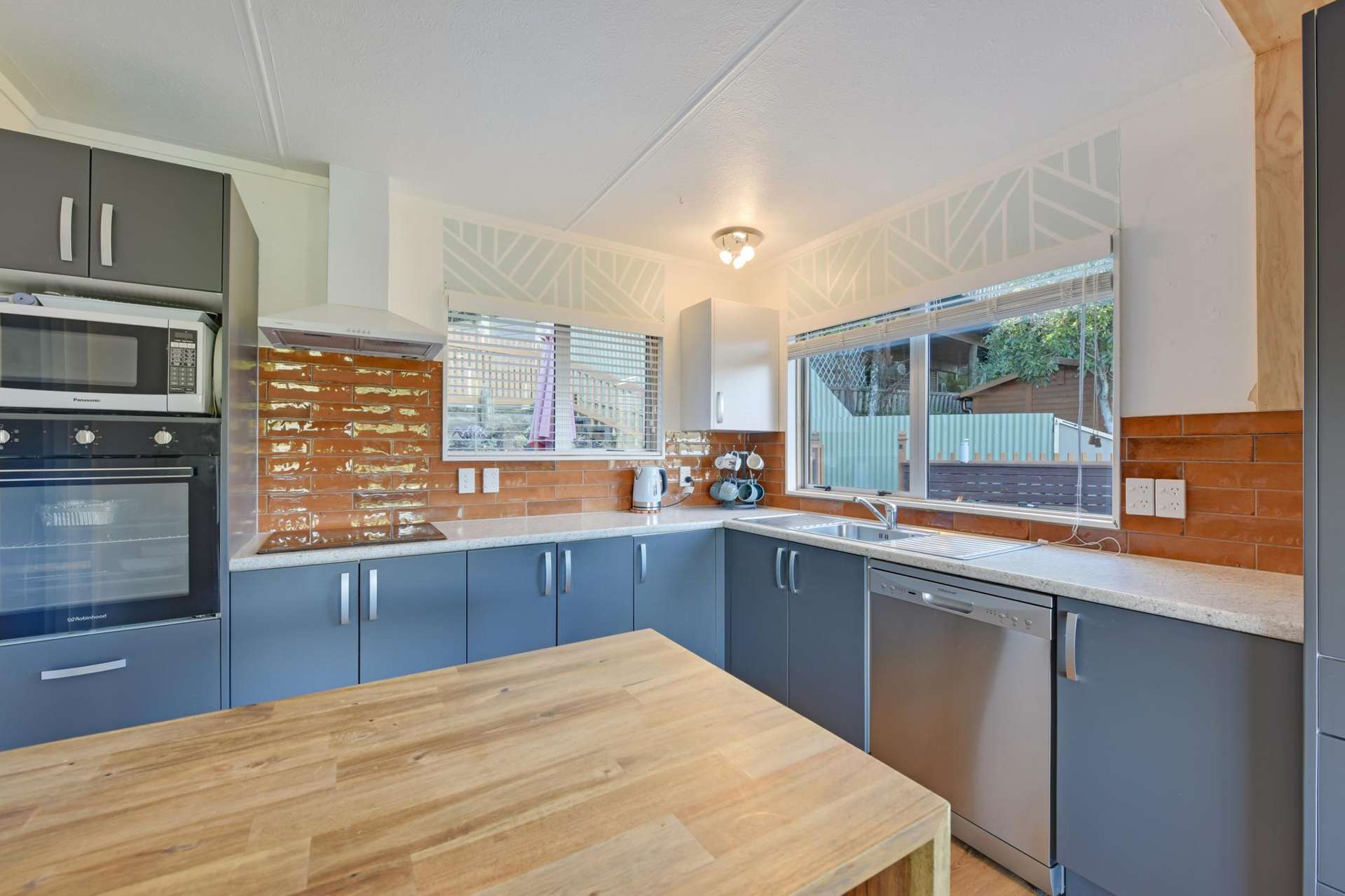 1/179 Princes Drive Britannia Heights_0