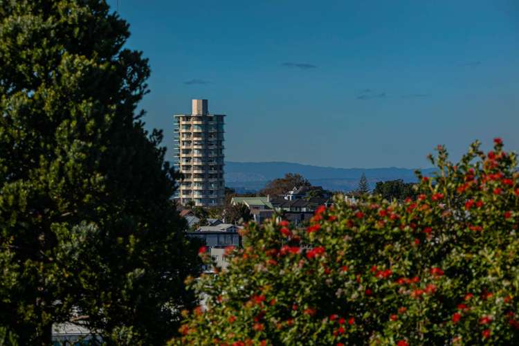 2/28 East Coast Road Milford_32