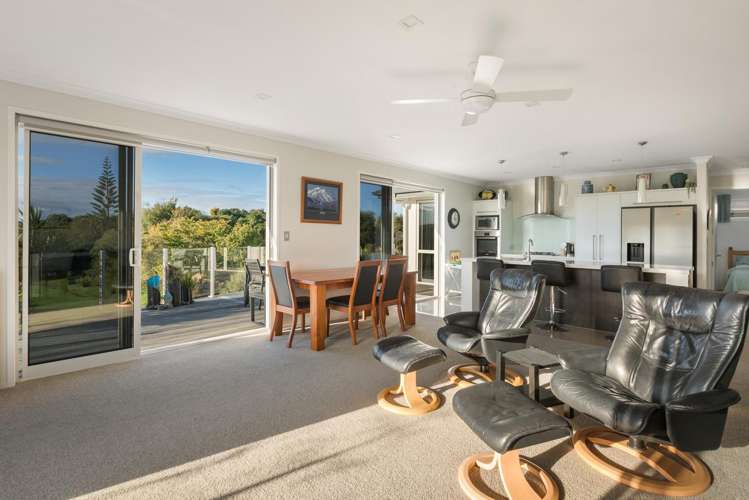 13 Noble Johnston Drive Katikati_5