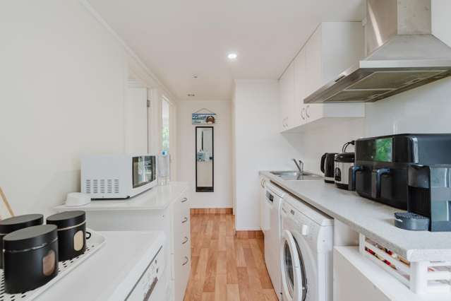 30 Barrie Crescent Silverdale_4