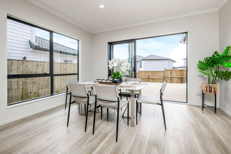 4 Uru Drive Flat Bush_8