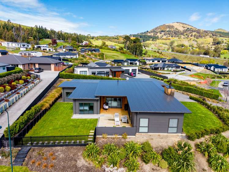 53 Heathfield Drive Mosgiel_39