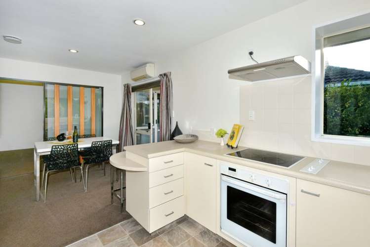 1/36 Kintyre Drive Broomfield_10