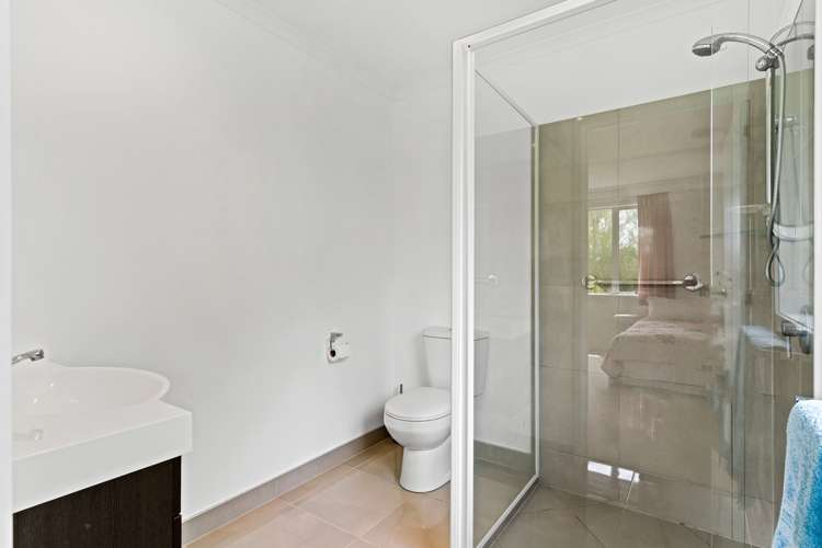 32 Lara Lane Kaiwaka_12