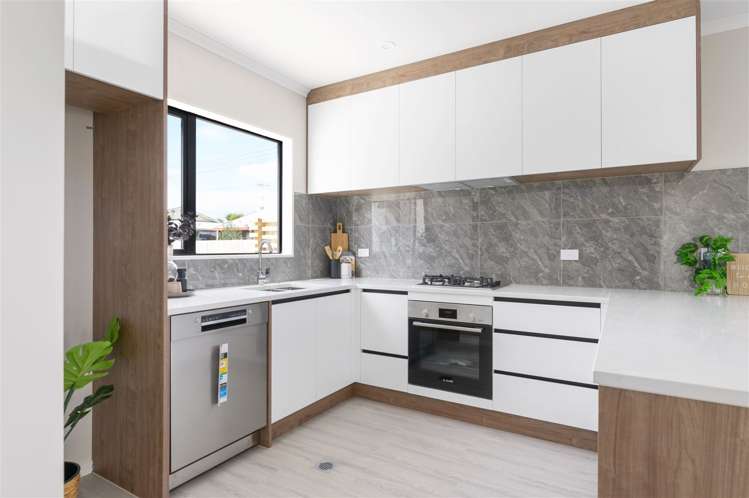 1/137 Avalon Drive Nawton_2