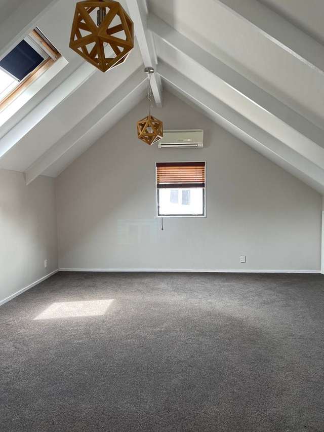 Rental Available from mid April 2026