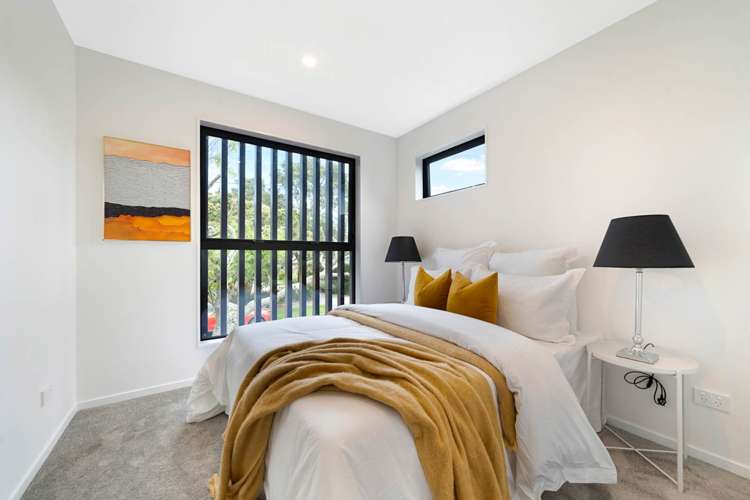 11A & 11B Cadman Avenue Greenlane_19