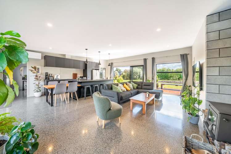 260 Fairview Drive Akatarawa_11