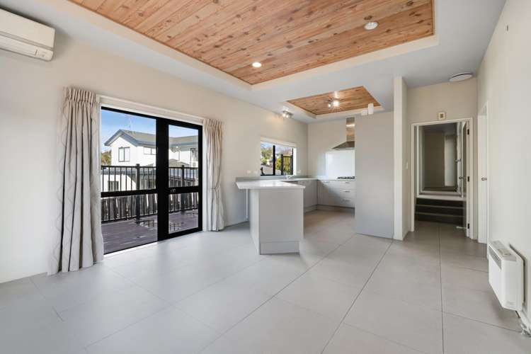 13 Bronzewing Terrace Unsworth Heights_3