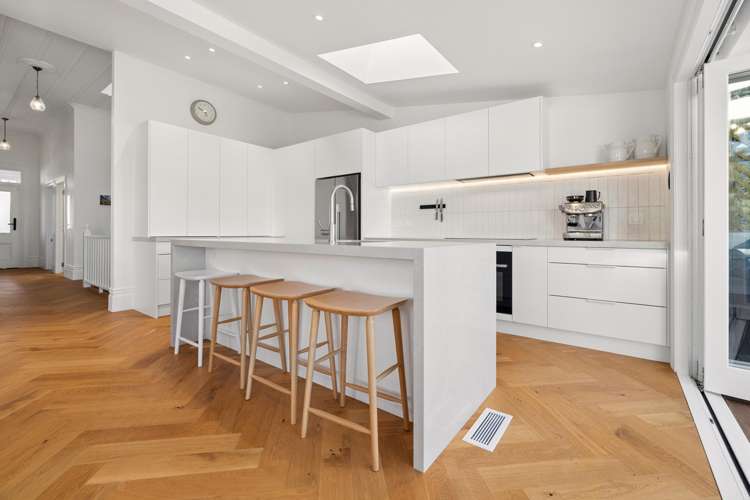 112 Calliope Road_4