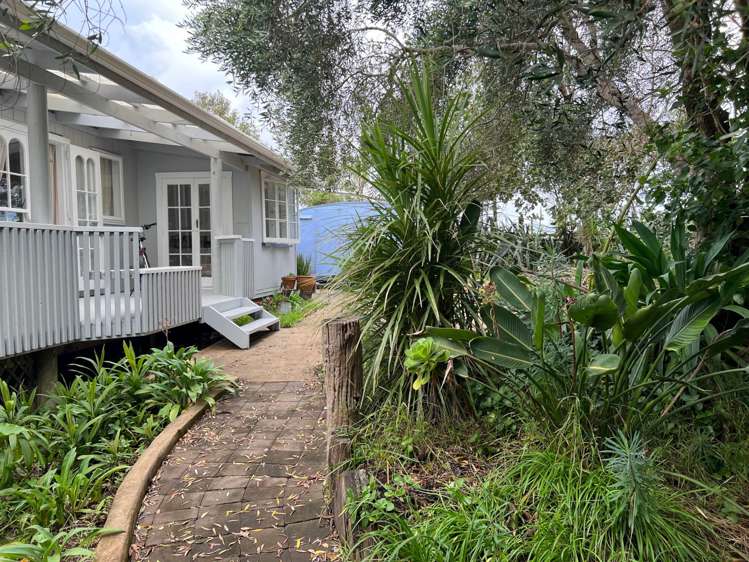 350 Oaia Road Muriwai_15