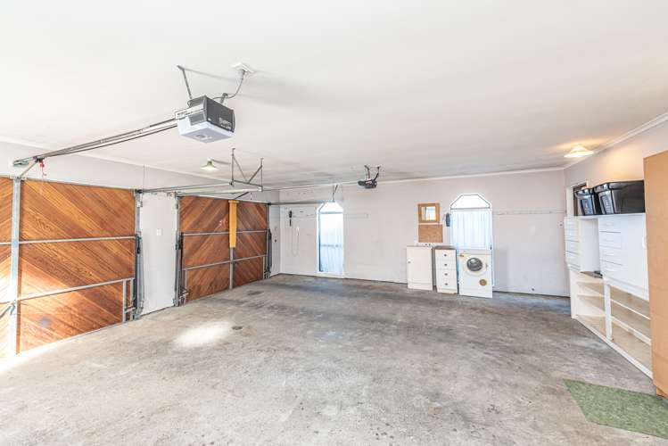 33 Downes Avenue Springvale_21