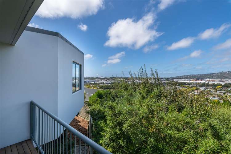 1/13 Glenelg Spur Hillsborough_15