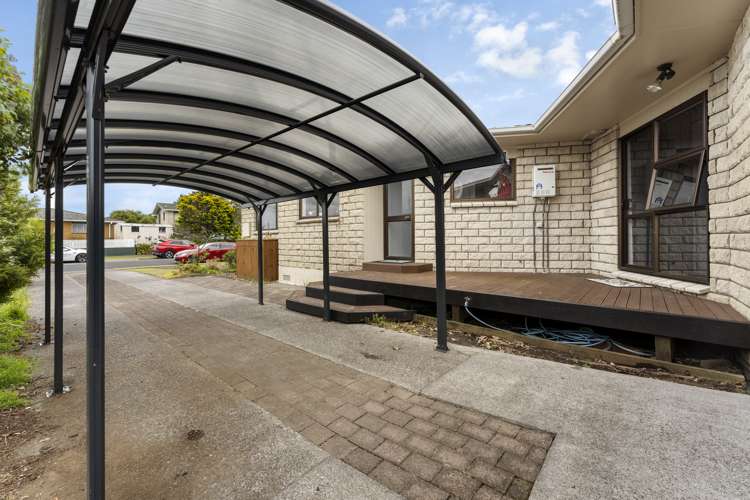 31 Tiverton Crescent Whalers Gate_23