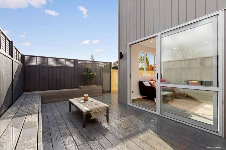 2 Crieff Place Te Atatu Peninsula_18