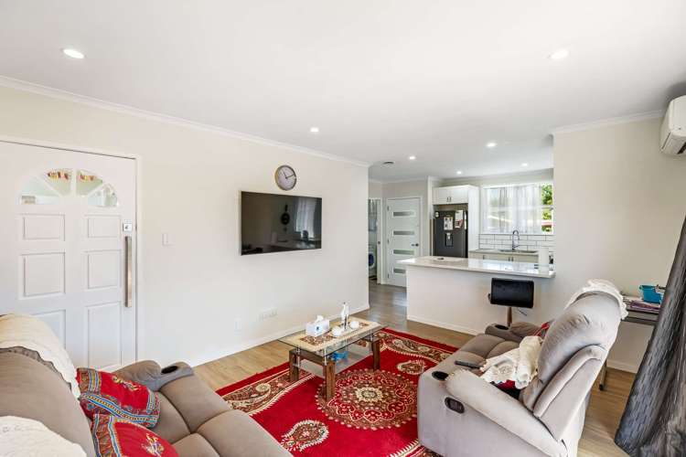 1/1 Cooper Place Papakura_5