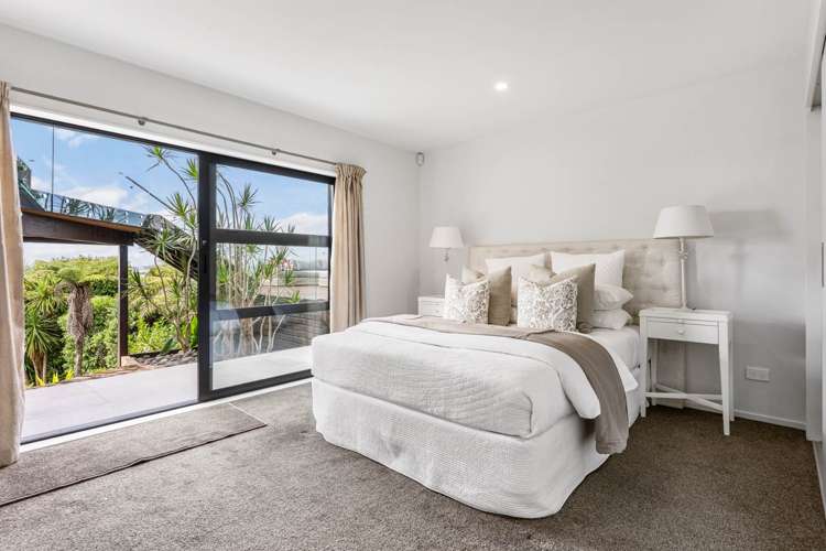 8 Saran Place Hillsborough_15