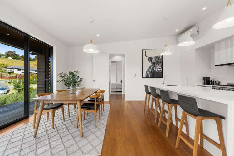 22B Churchill Drive Taradale_18