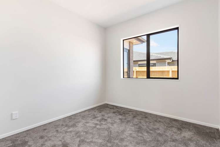 6 Paapaka Way Waiuku_10