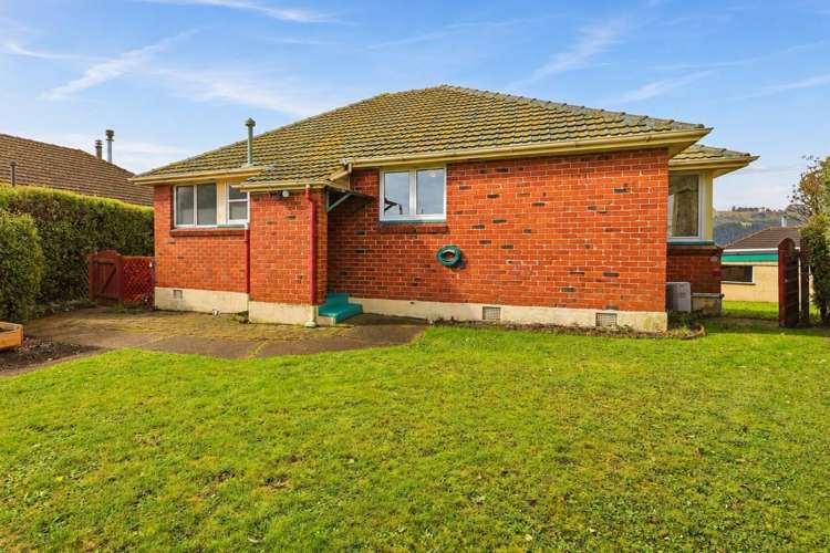 35 Columba Avenue Calton Hill_16